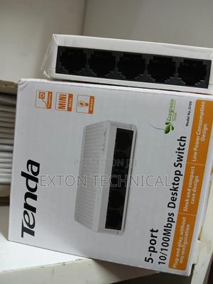 Tenda 5 Port Network Switch - main view