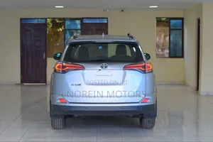 Toyota RAV4 2017 Silver
