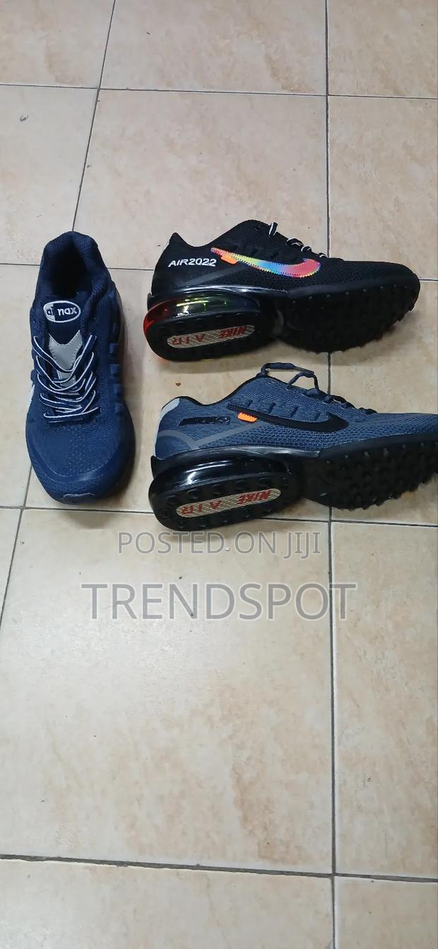 Nike Air Max 2022 - main view