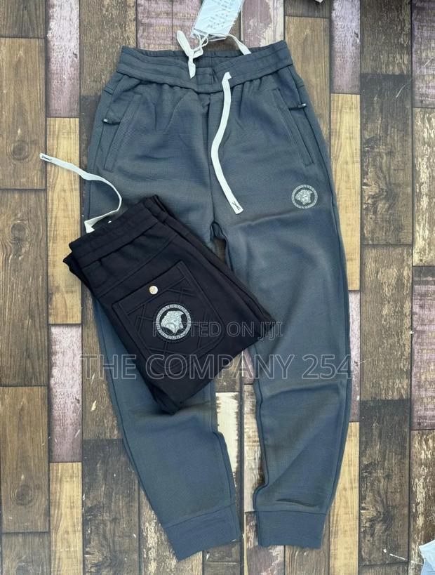 Heavy Sweatpants Restocked Size 30 to 36 - thumbnail 4