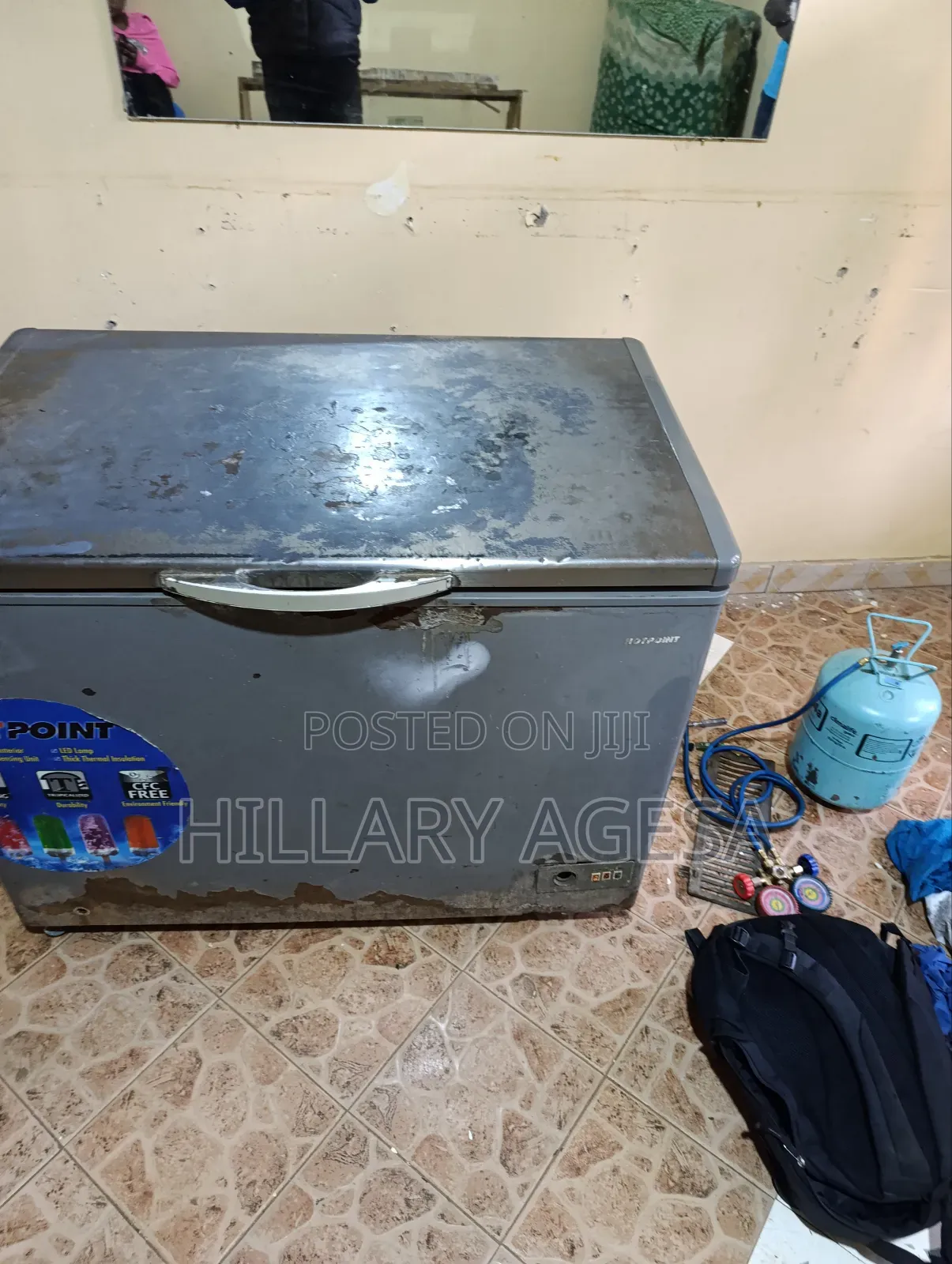 Freezer Gas Refill Service