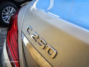Mercedes-Benz C250 2017 Silver