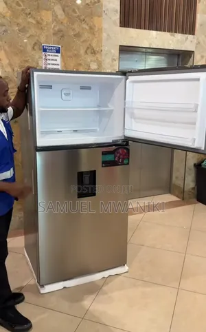 Hisense Top Mount Fridge 510l With Water Dispenser New Model