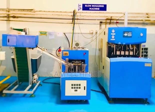 PET Bottle Blowing Machine - thumbnail 3