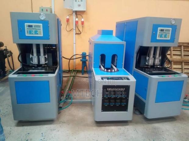 PET Bottle Blowing Machine - thumbnail 4