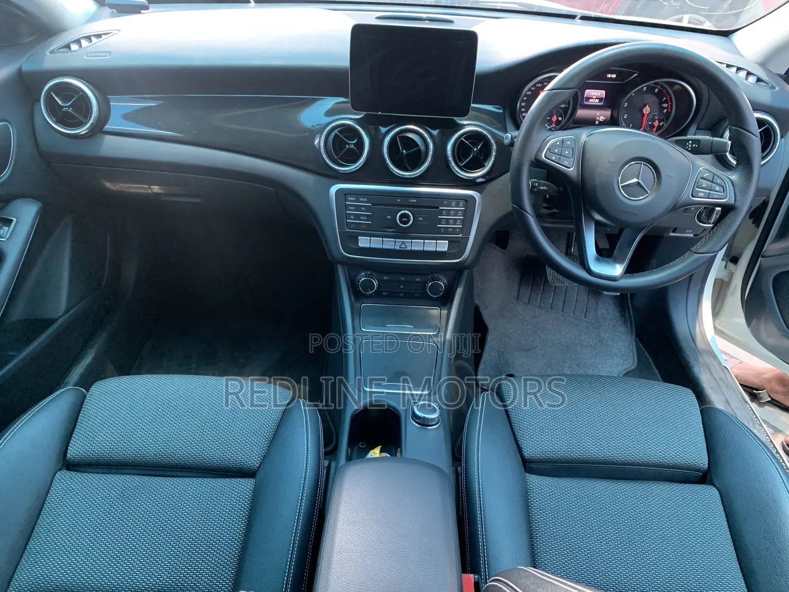 Mercedes-Benz CLA-Class CLA 180 Sedan 2017 White