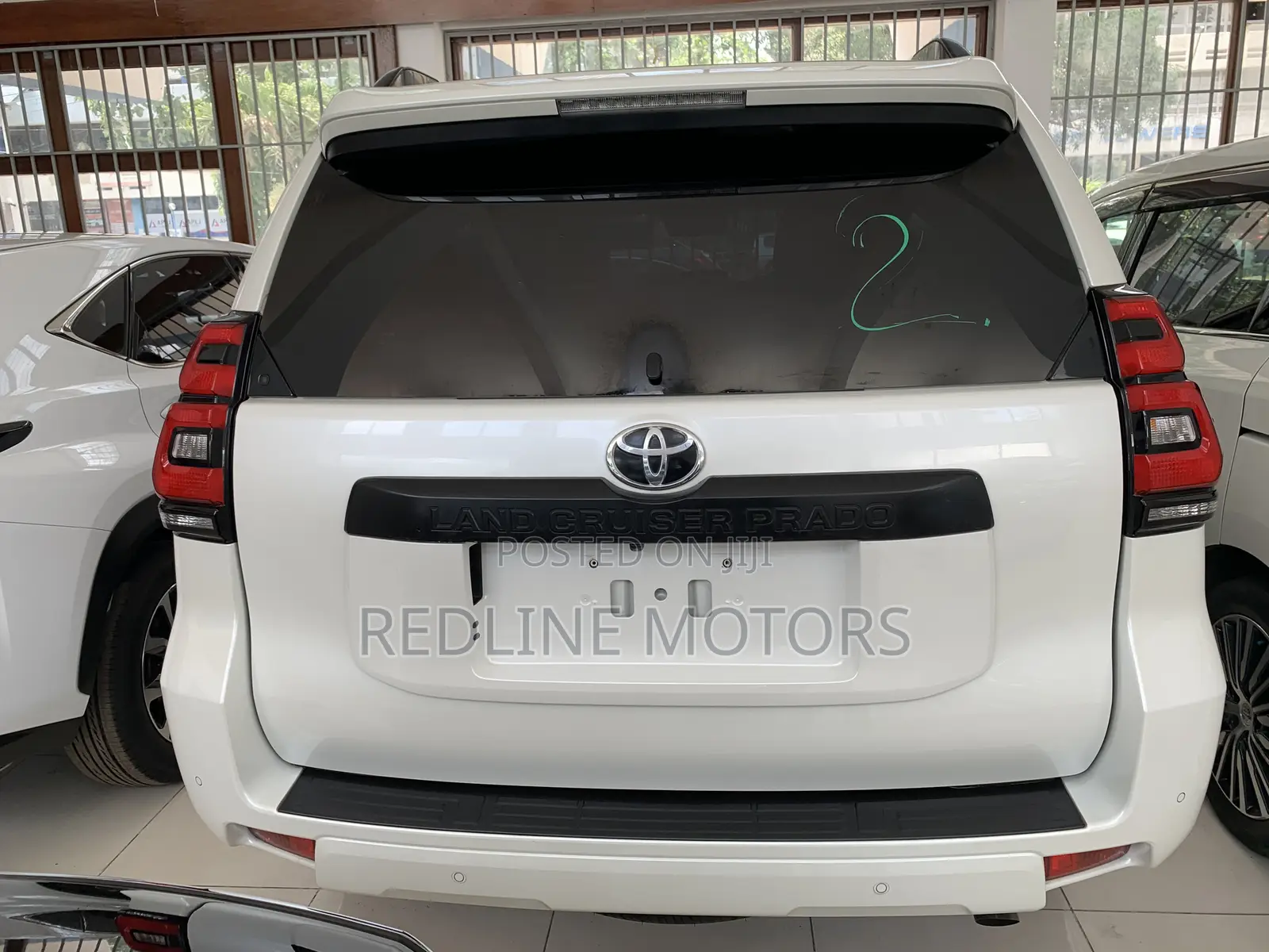 Toyota Land Cruiser Prado 2.7 2018 Off white