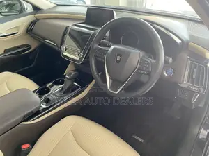 Toyota Crown 2019 Blue