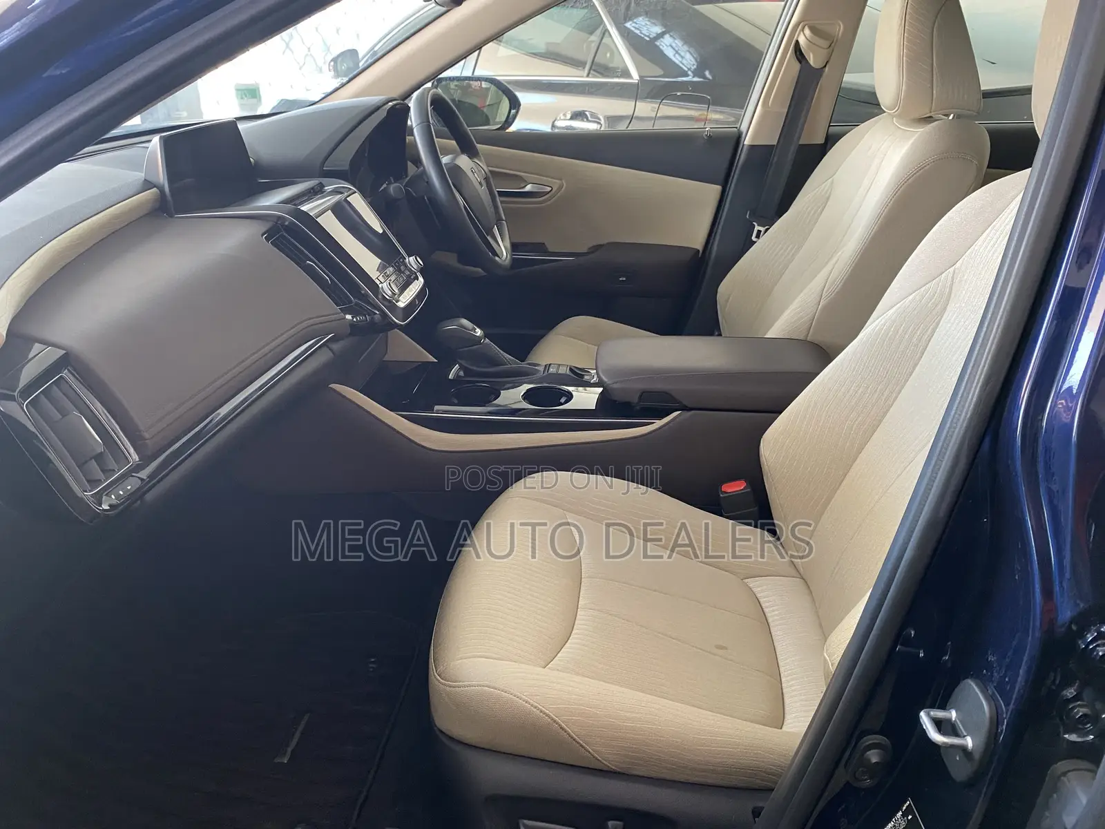 Toyota Crown 2019 Blue