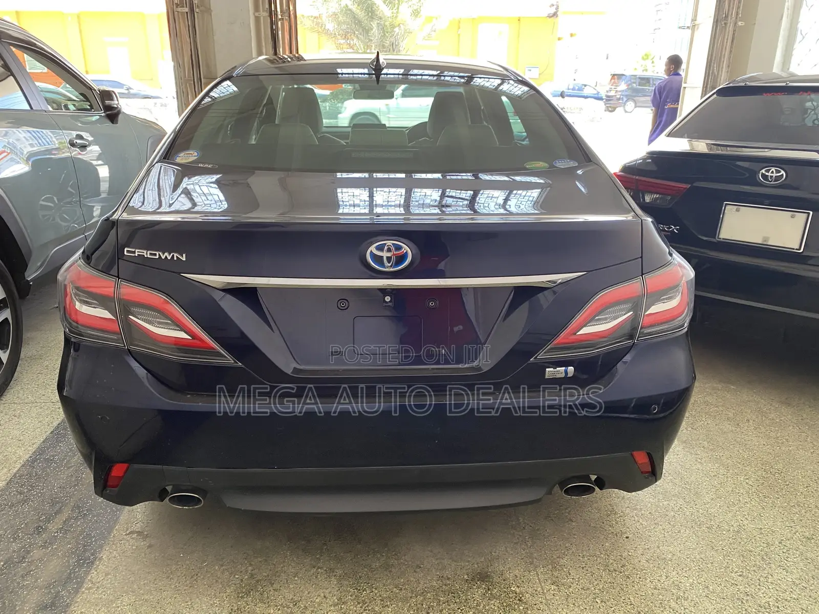 Toyota Crown 2019 Blue