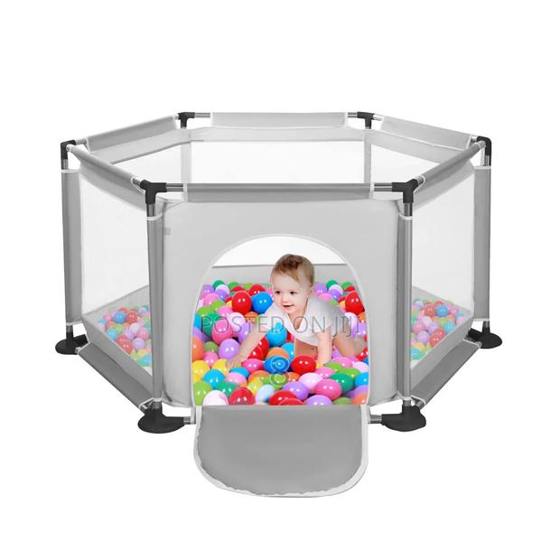 Medium Hexagon Baby Playpen