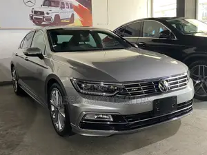 Volkswagen Passat 2018 Silver