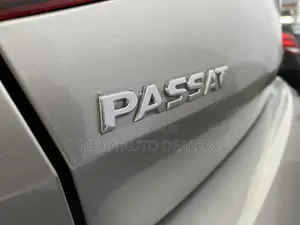 Volkswagen Passat 2018 Silver