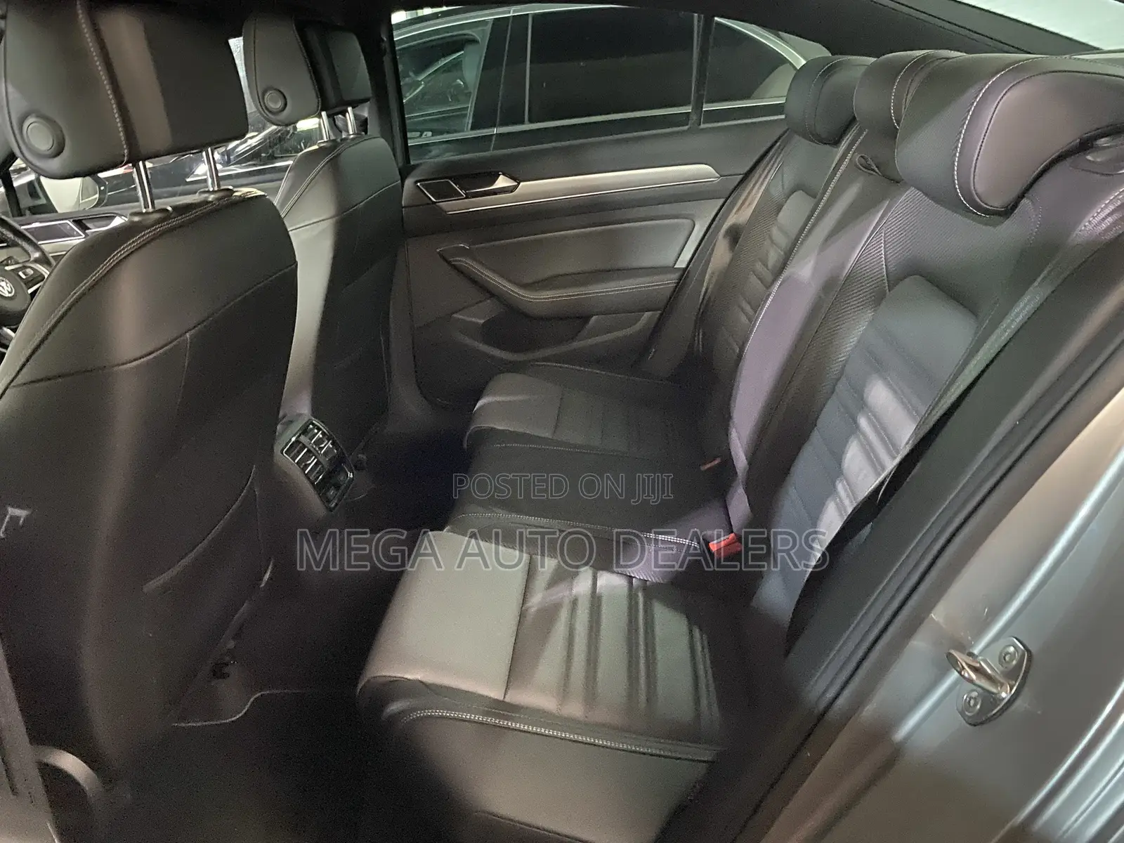 Volkswagen Passat 2018 Silver