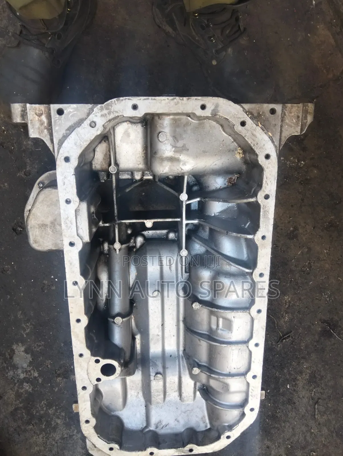 Prado 120 Engine Oil Sample Aluminium