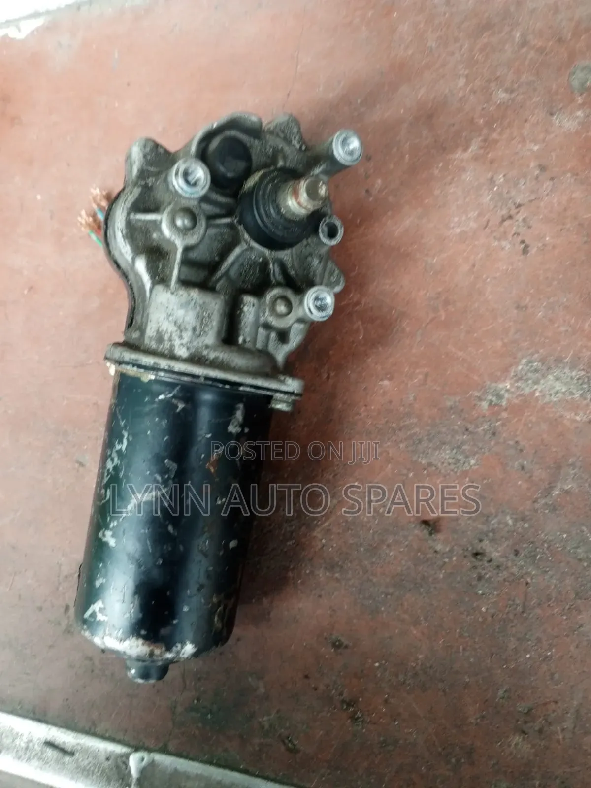 Nissan X-Trail T30 Wiper Motor