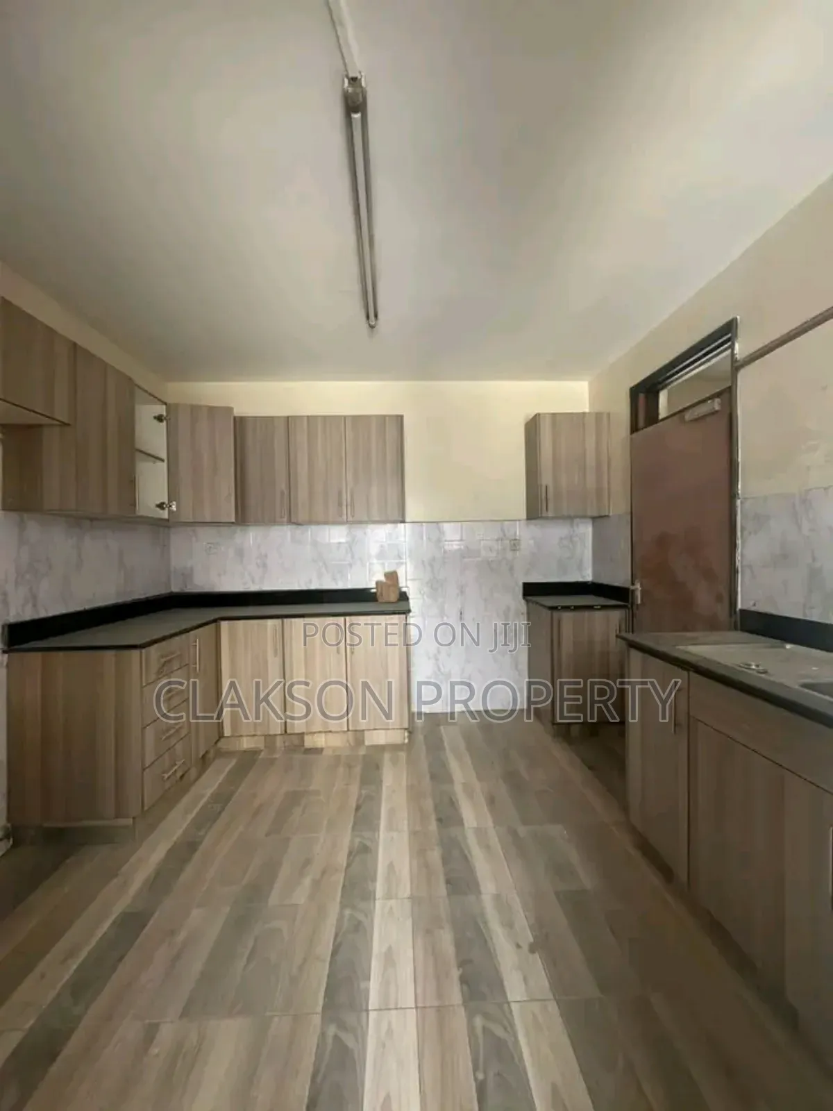 4bdrm Townhouse / Terrace in Kilimani for rent