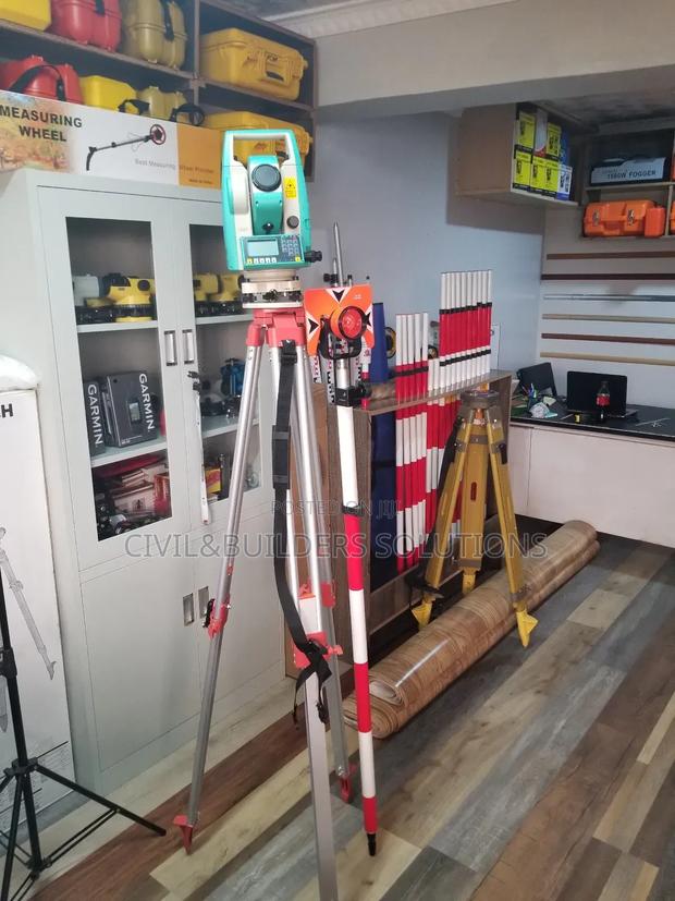 Total Station ( Digital Theodolite) - main view