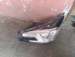 Subaru Forester Headlight Zenon 8v