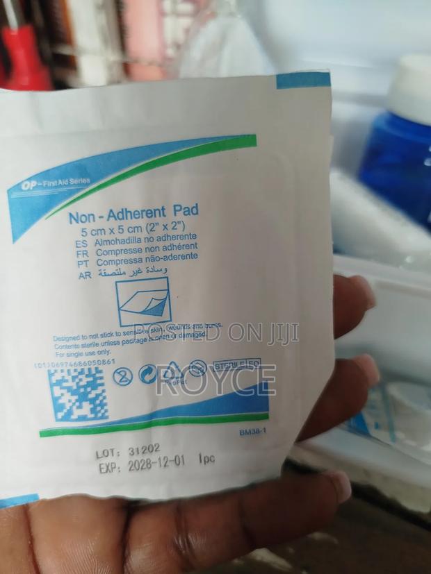 First Aid Kit - thumbnail 11