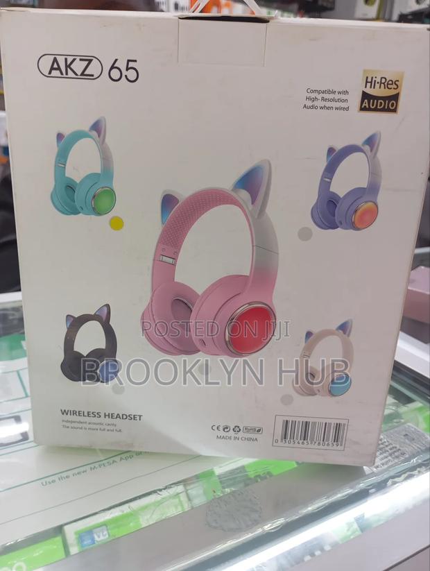Kids Bluetooth Headphones - thumbnail 3
