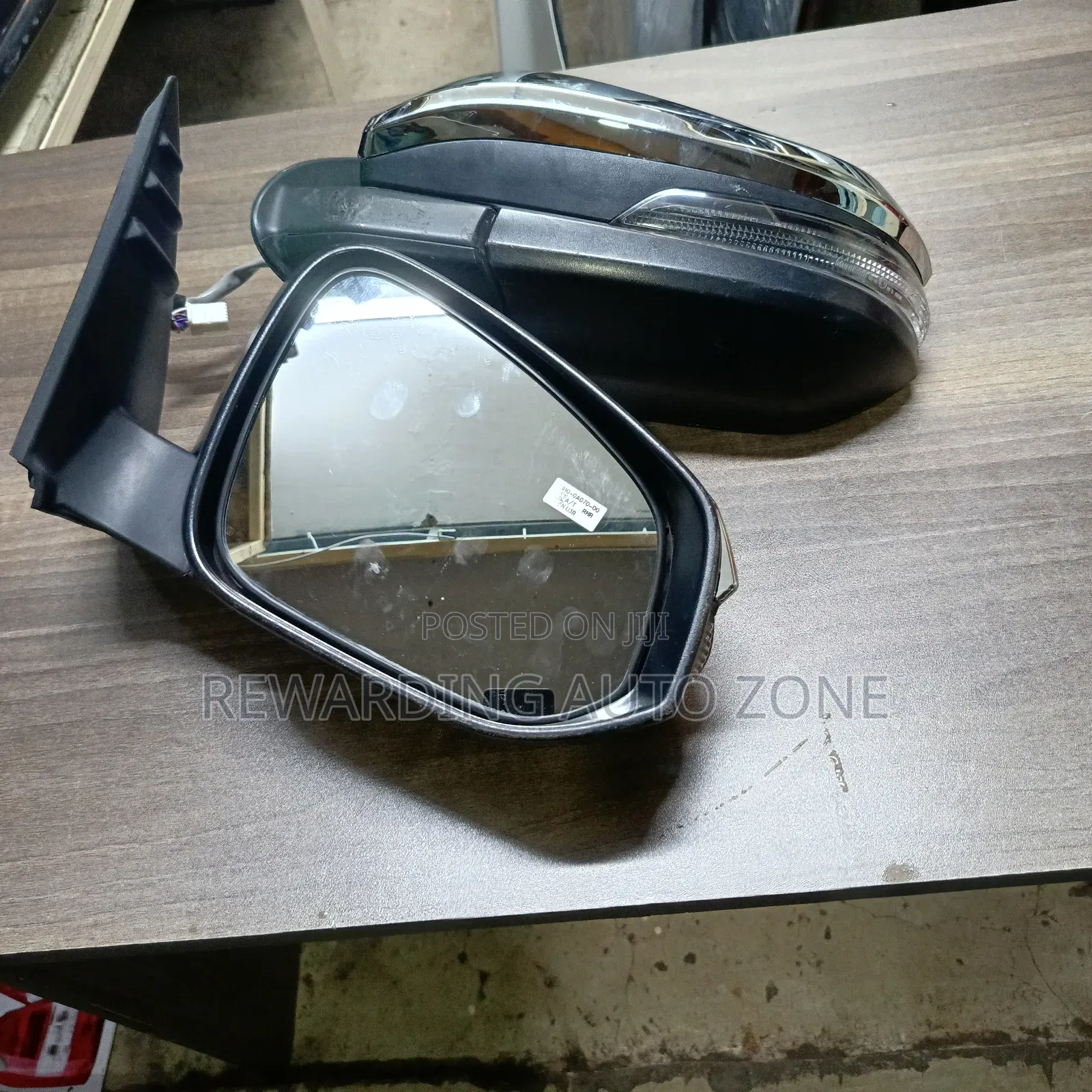 Fortuner New Model 2018 Side Mirrors.
