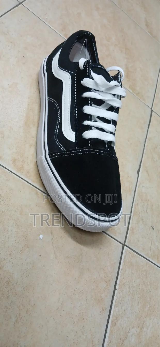 Old Skool Vans 
Sizes 40-45
1700/= - main view