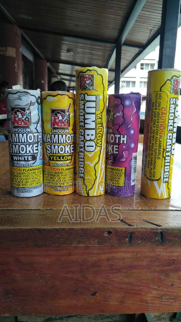 Color Smokes - main view