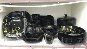 Beautiful Dinner Set to Spice Up Your Occasions