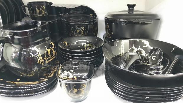 Beautiful Dinner Set to Spice Up Your Occasions - thumbnail 2