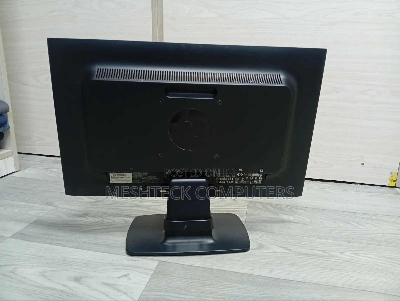 Hp Compaq Le2002x 20 Inches Stretch Monitor