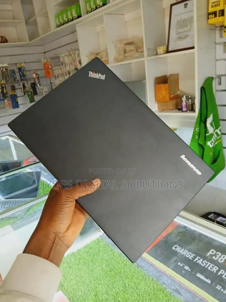 Laptop Lenovo ThinkPad X240 4GB Intel Core I5 HDD 500GB