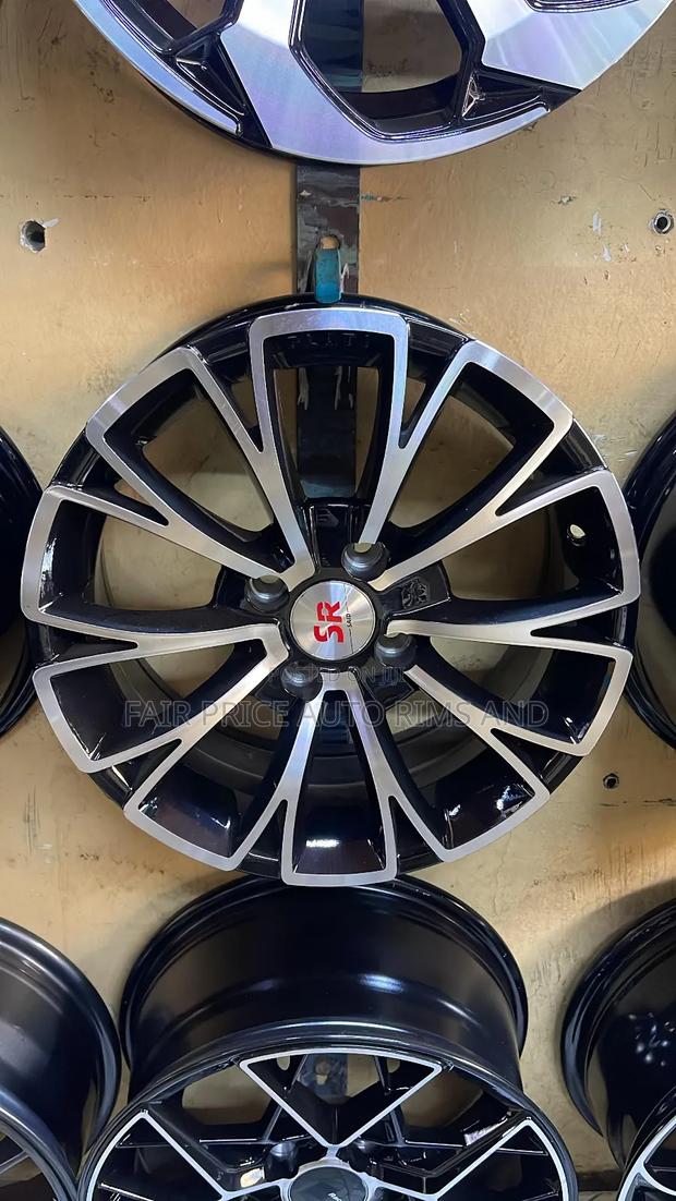 Sports Rims 15 Inches Normaal