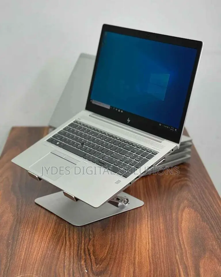 Laptop HP EliteBook 755 G5 16GB AMD Ryzen 7 SSD 256GB