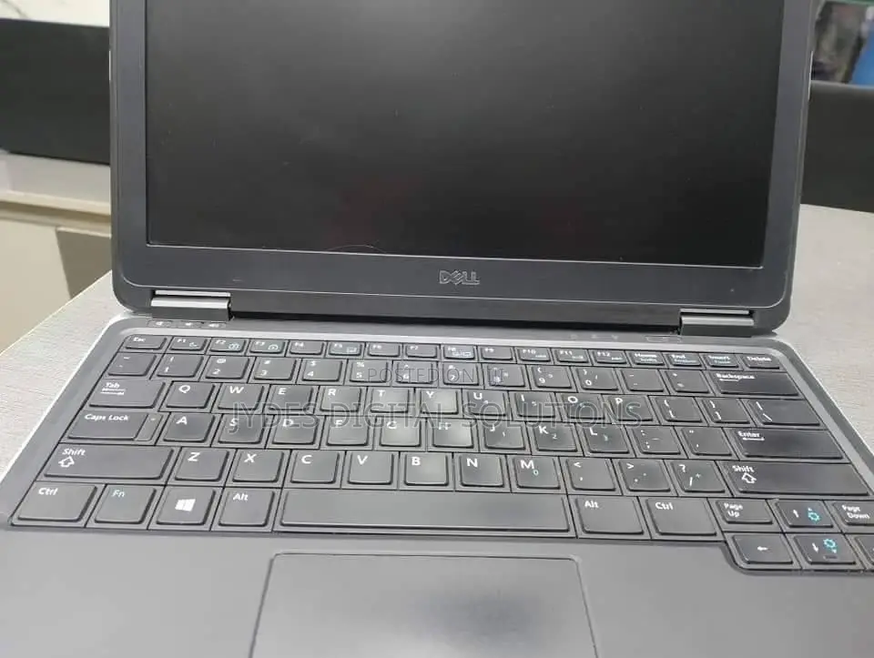 Laptop Dell Latitude E7240 4GB Intel Core I5 SSD 128GB