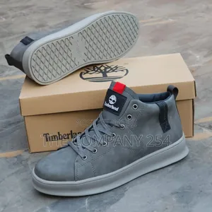 Smart Causal Classic Official Business Sneakers