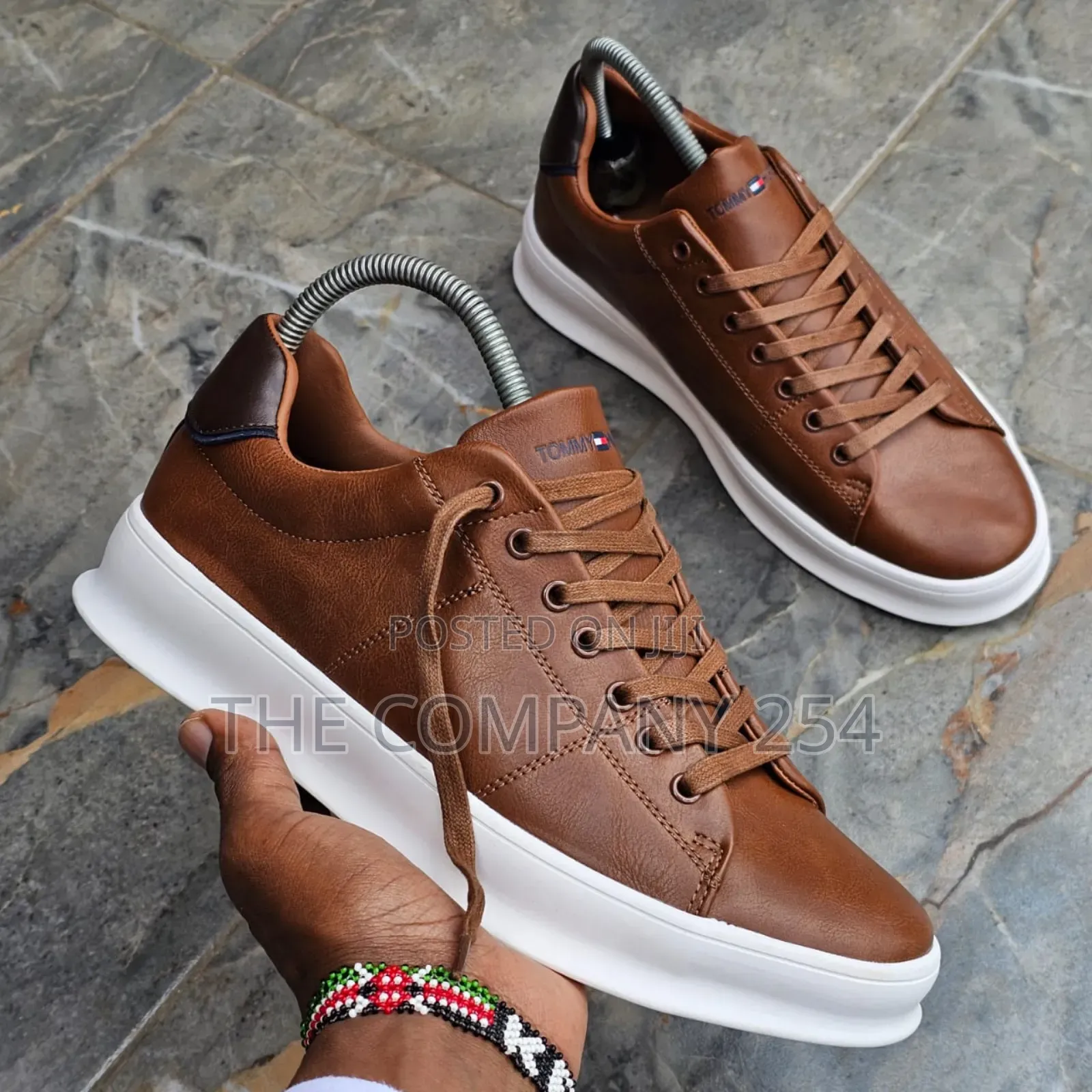Smart Causal Classic Official Business Sneakers