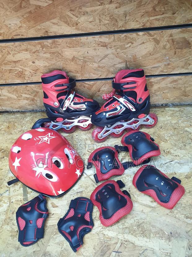 Full Set Red Roller Skates With Protective Gears - thumbnail 3