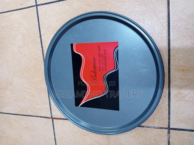Pizza Tray Non Stick 32.5cm