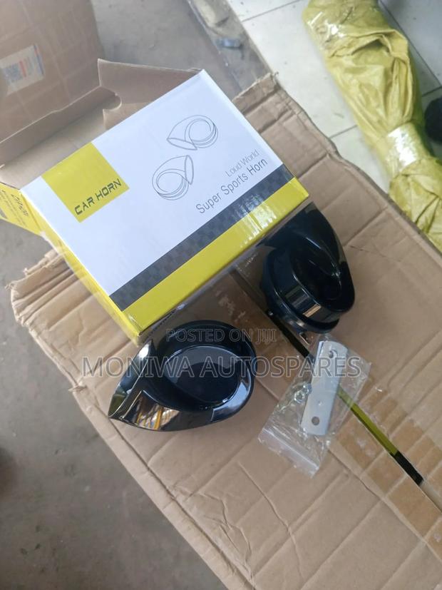 Universal Horn Toyota Harrier Sound - main view