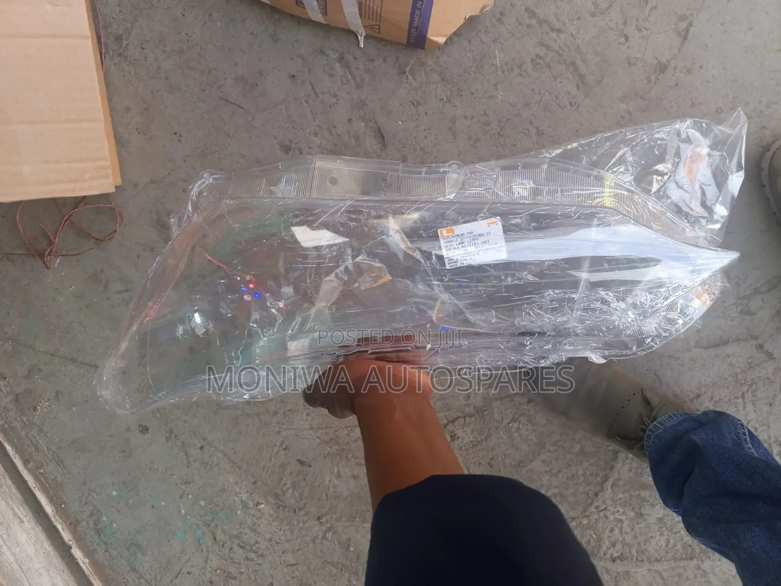 Head Lens Toyota Corolla Axio/Fielder 2012-2014