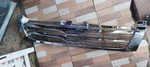 Grill Toyota Hiace 7l Box - main view