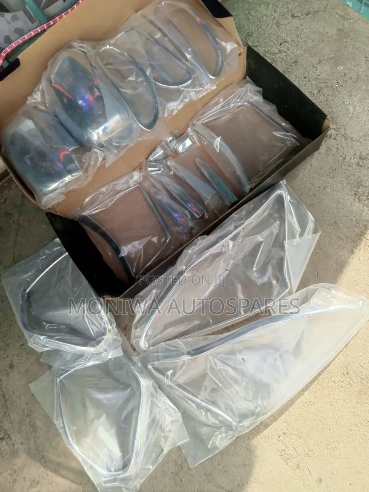 Chrome Kit Set Toyota Harrier 240
