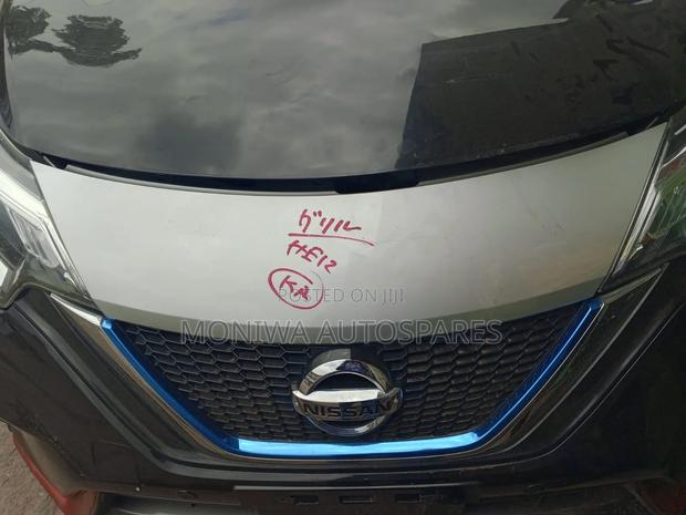 Upper Grill Nissan Note 2018 Mode - main view