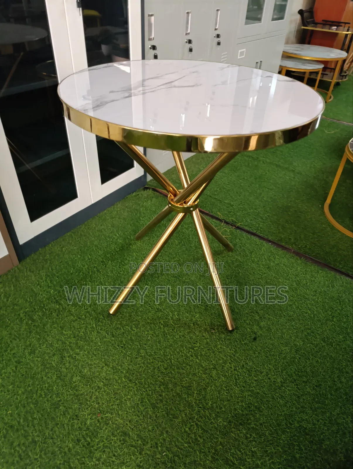 Round Dining Table
