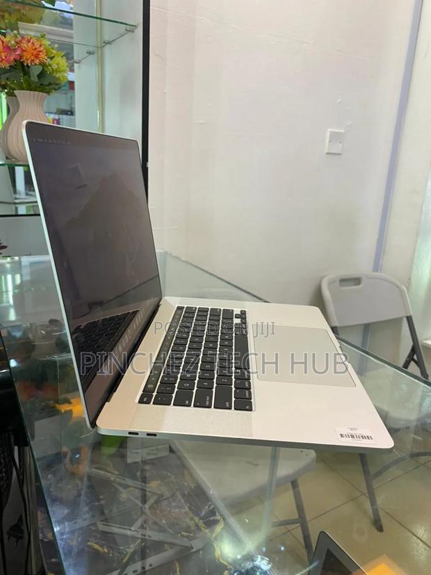 Laptop Apple MacBook Pro 2019 16GB Intel Core I9 SSD 1T - thumbnail 2