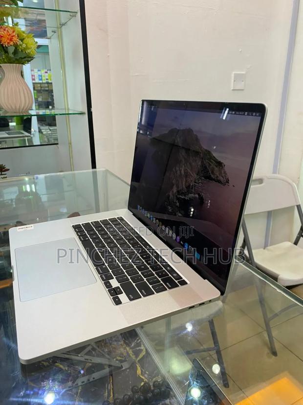 Laptop Apple MacBook Pro 2019 16GB Intel Core I9 SSD 1T - thumbnail 4