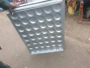 Rated Bakery Tins