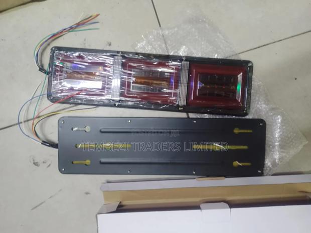 Universal Led Real Lights 24 Voltage