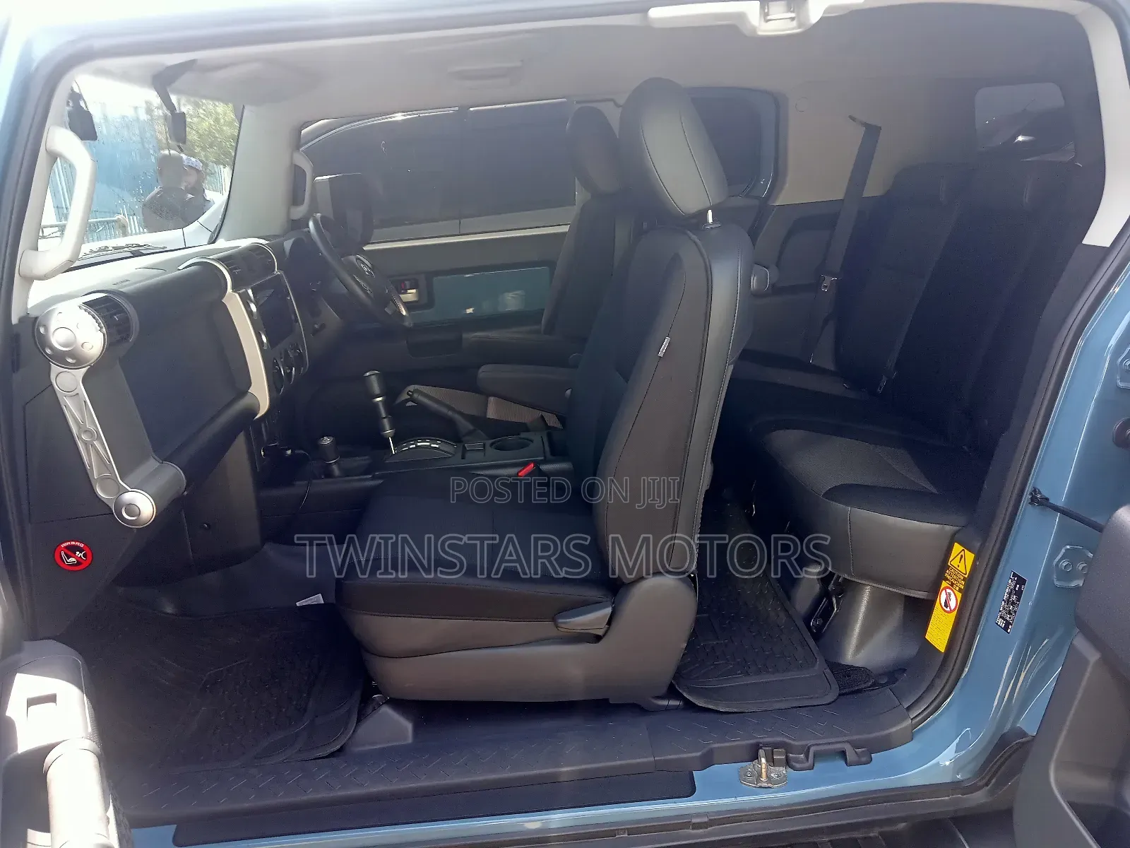 Toyota FJ Cruiser 2015 Blue